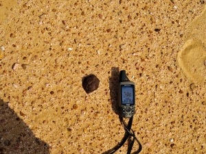 in-situ-photos-of-desert-meteorites-21