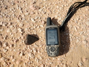 in-situ-photos-of-desert-meteorites-53