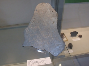 Meteorites-excibition-in-Koszalin-Museum-2010-c
