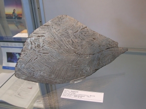 Meteorites-excibition-in-Koszalin-Museum-2010-e