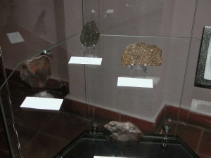 meteorite-exhibition-in-mineralogical-museum-2012