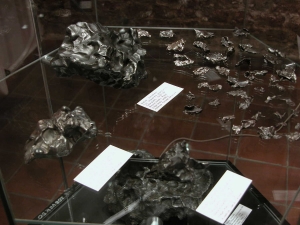 meteorite-exhibition-in-mineralogical-museum-2017