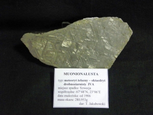 Collection-of-meteorites-at-University-of-Silesia-photo-Ewa-Budziszewska-Karwowskae